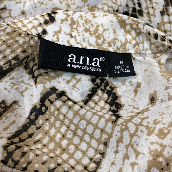 a.n.a. Snakeskin‎ Print 3/4 Sleeve Top M - Picture 3 of 3